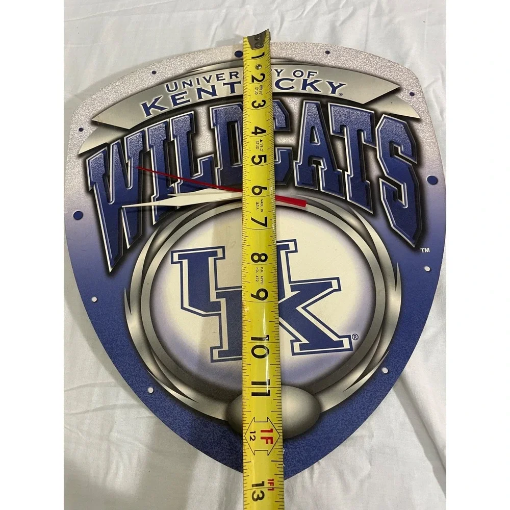 University of Kentucky Wildcats Vintage World Clock Works RARE Made in USA👀⬇️